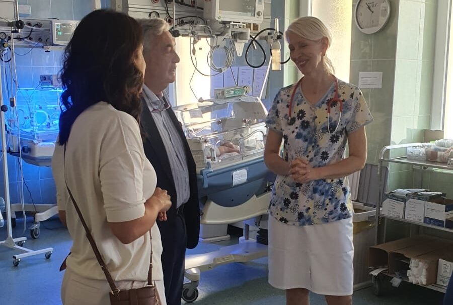 Ambassador Narciso Salvo di Pietraganzili visited the Institute of Children’s Diseases as part of a project powered by the Embassy of the Order of Malta in Montenegro